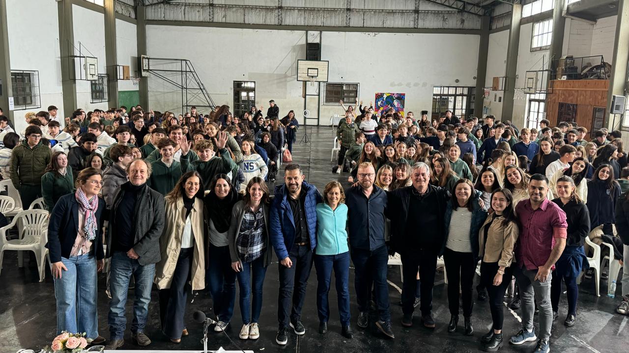 Evento comunitario al aire libre